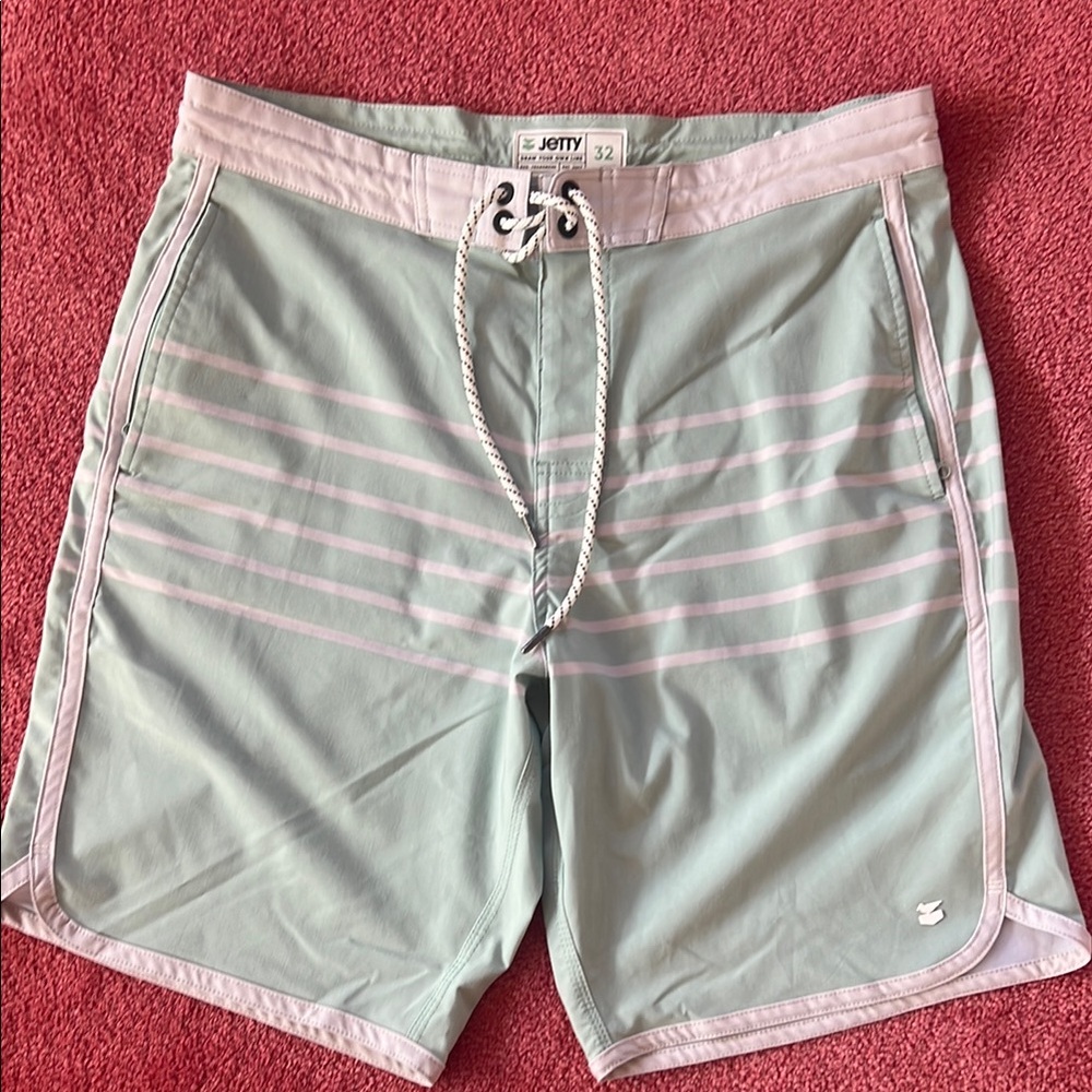 Men's size 32 Green Jetty Board Shorts